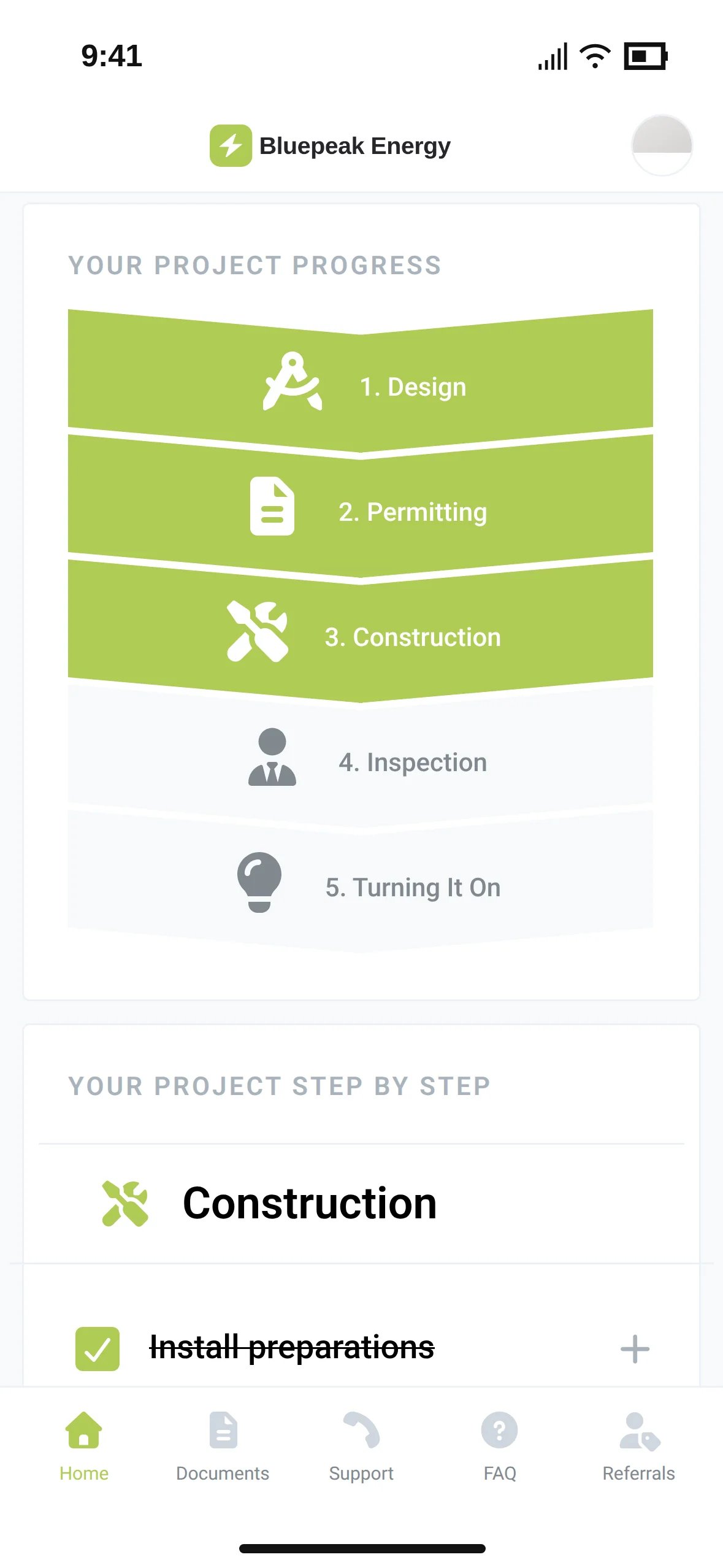 The Bluepeak Energy app with the phases Design, Permitting and Construction done and the step Install preparations checked